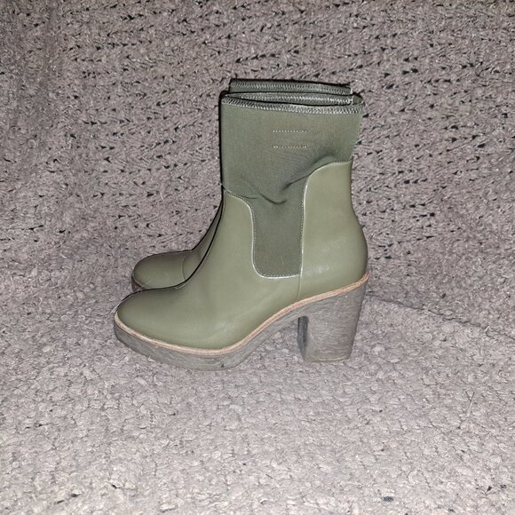 CAMPER TOGETHER RACHEL COMEY-Khaki Patent Leather/Nylon Pull-On Booties-Sz 36-EX - Picture 2 of 8